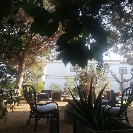 Hostal Los Pinares Lloret de Mar Exterior photo