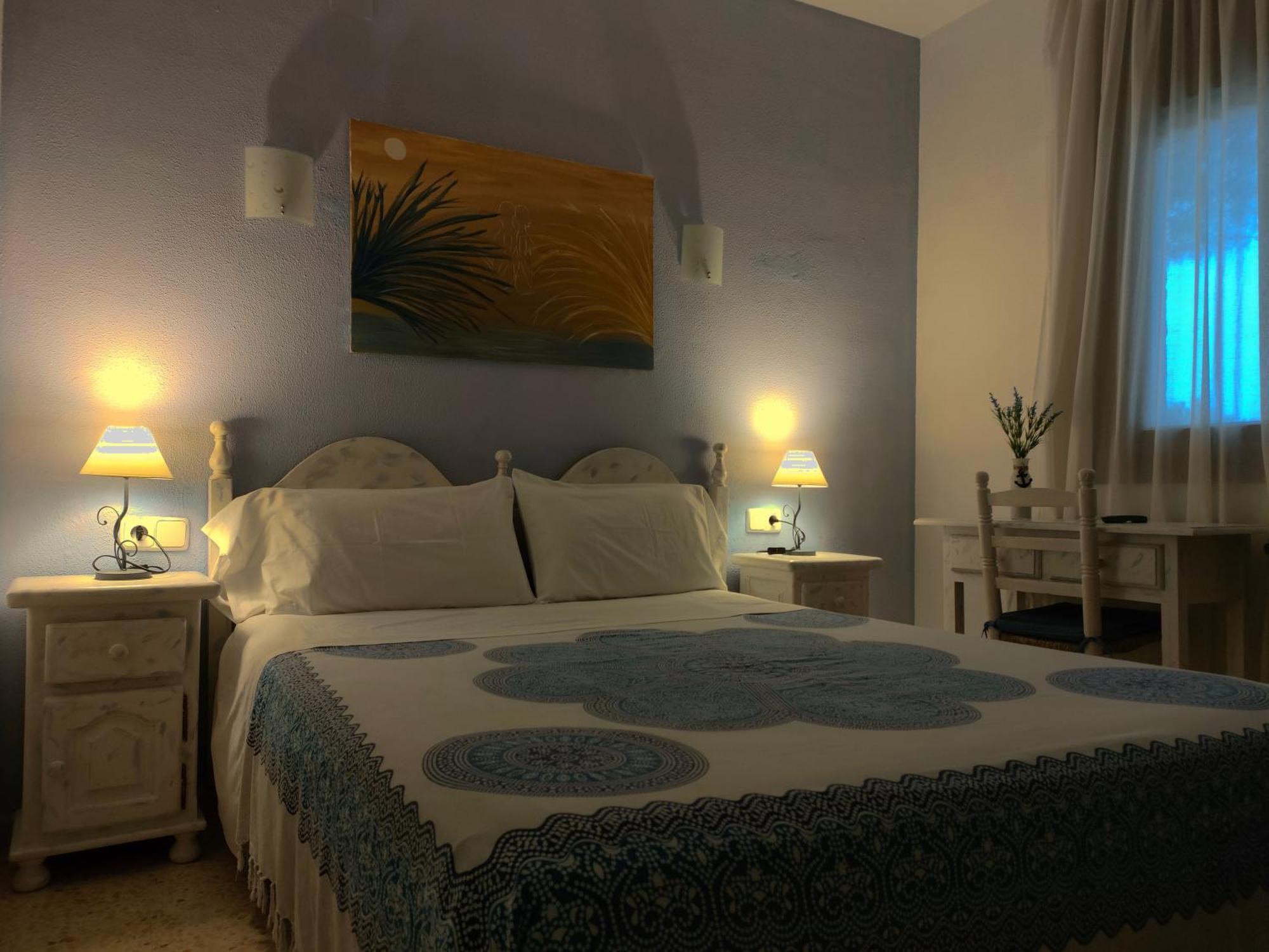 Hostal Los Pinares Lloret de Mar Exterior photo